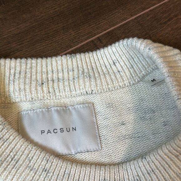 NWT PacSun Cotton Sweater - Size M - Picture 5 of 8